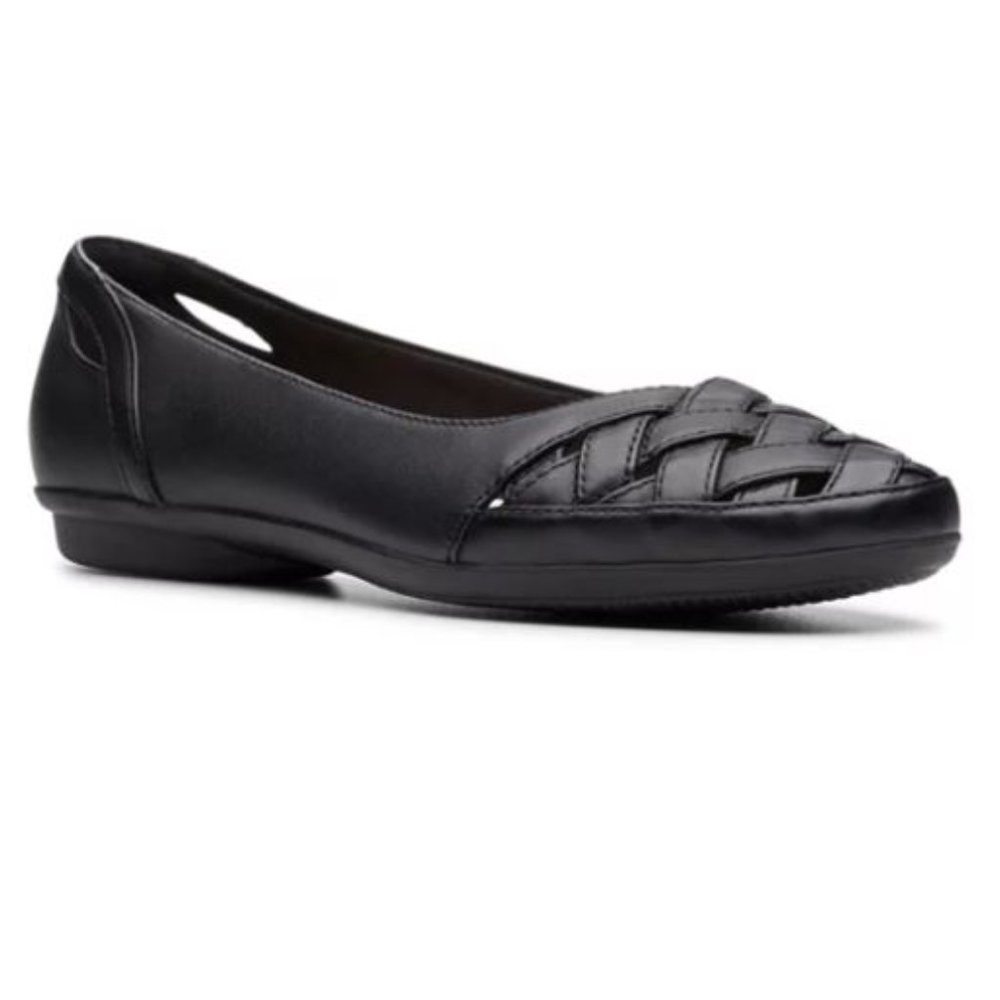 Clarks Gracelin Maze Black Leather Flats